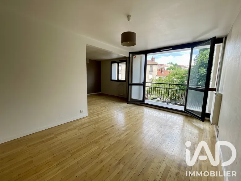 Appartement 5 pièces 100 m² · à Saint-Étienne · 100 m² · 105 000 €