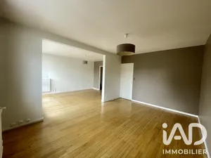 Apartment in Saint-Étienne (42000)