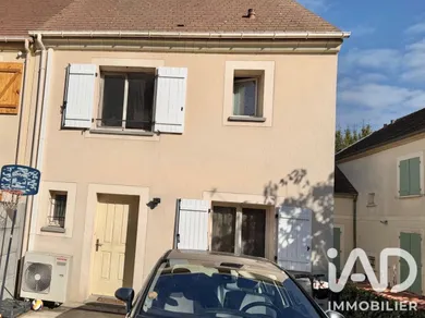 Maison à La Queue-en-Brie (94510)