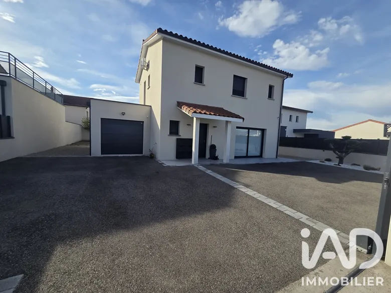 Maison 5 pièces 118 m² · à Salaise-sur-Sanne · 118,3 m² · 330 000 €