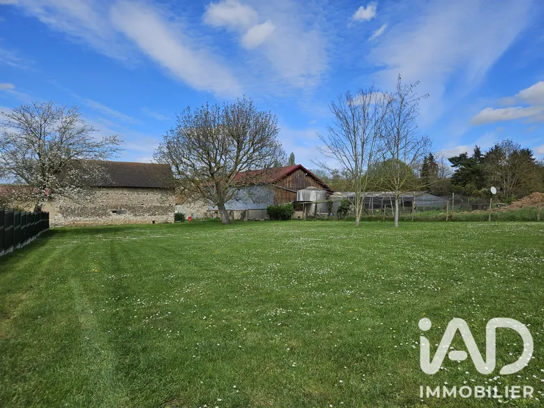 Terrain 1638 m² · à Rouvres · 1 638 m² · 96 000 €