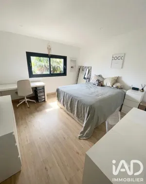 Townhouse in Saint-Nazaire (44600)