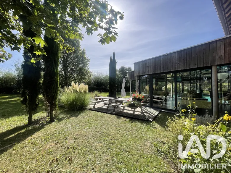 Maison 7 pièces 314 m² · à Lorgies · 314 m² · 689 000 €