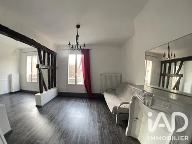 Immeuble à Sens (89100)