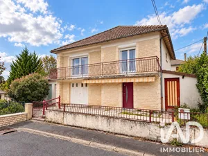 Maison à Saint-Pantaléon-de-Larche (19600)