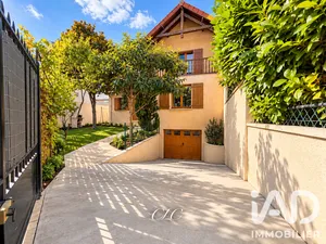 Detached house in Drancy (93700)