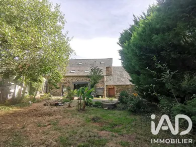 Maison de campagne à Combourg (35270)