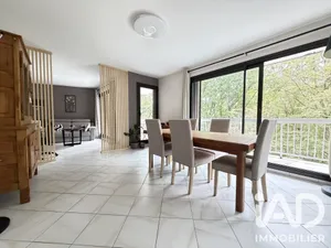 Apartment in Tremblay-en-France (93290)