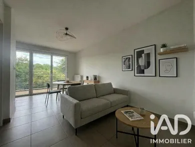 Apartment in Tours (37100)