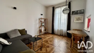 Apartment in Saint-Mandé (94160)