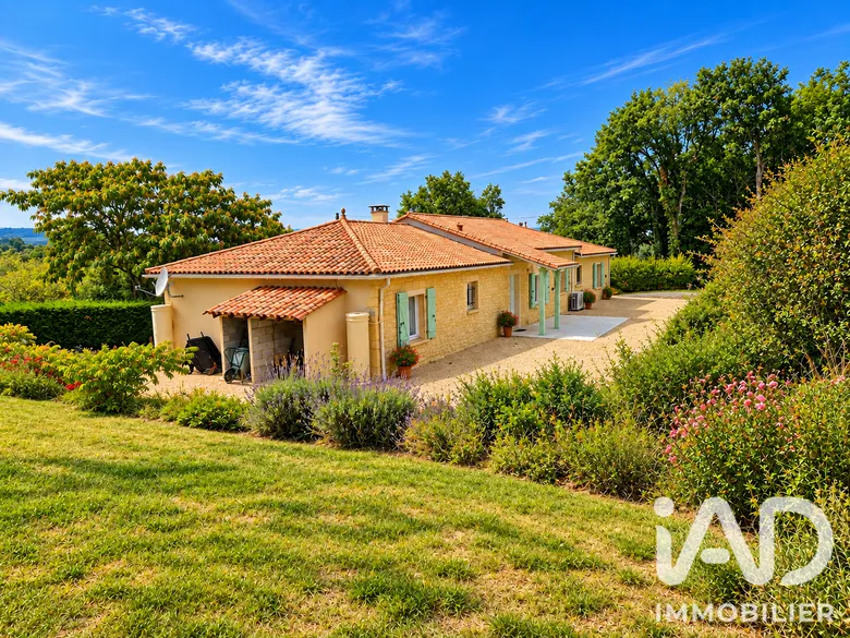 Maison 6 pièces 160 m² · à Saint-Cybranet · 160 m² · 355 000 €