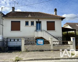 House in Montluçon (03100)