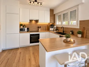Apartment in Le Cannet (06110)