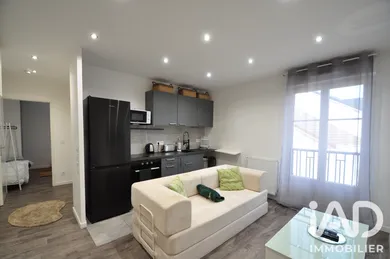 Apartment in Villeneuve-Saint-Denis (77174)