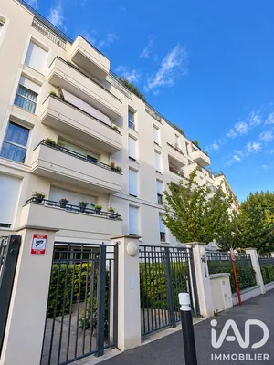 Apartment in Rosny-sous-Bois (93110)