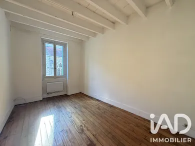 Maison de village à Poncin (01450)