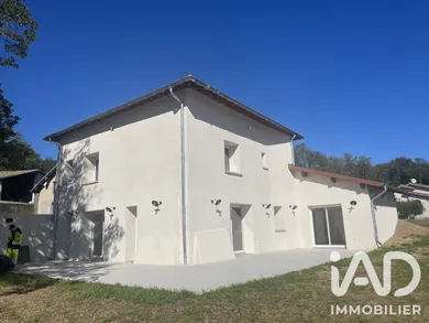 Maison à Salaise-sur-Sanne (38150)