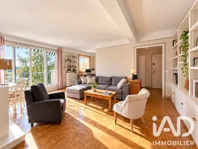 Apartment in Ville-d'Avray (92410)