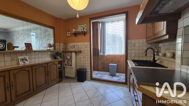 Appartement 5 pièces 81 m² · à Eybens · 80,6 m² · 169 000 €