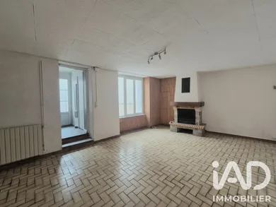 Maison de ville à Thouars (79100)