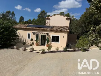 Maison traditionnelle à La Verdière (83560)