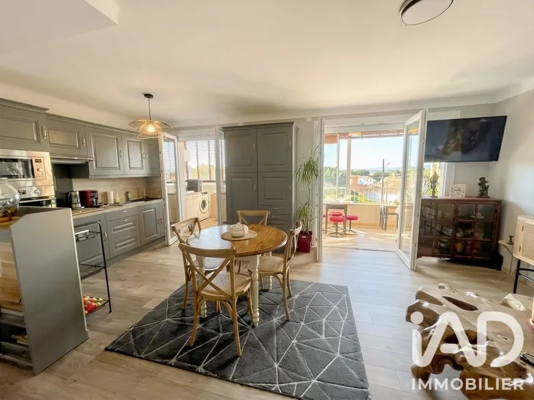 Appartement 2 pièces 44 m² · à Six-Fours-les-Plages · 44 m² · 233 000 €