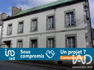 Immeuble à Huelgoat (29690)