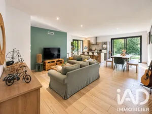 House in Narrosse (40180)