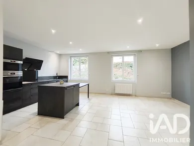 Appartement à Saint-Étienne (42000)