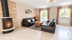 House in Mandres-les-Roses (94520)