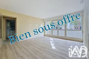 Apartment in Yerres (91330)