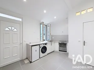 Apartment in Montreuil (93100)