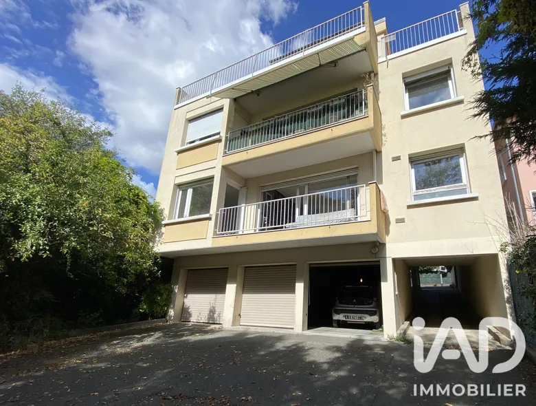 Appartement 4 pièces 86 m² · à Suresnes · 86 m² · 450 000 €