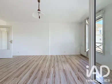 Studio à Montesson (78360)