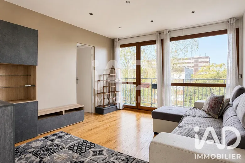 Appartement 3 pièces 63 m² · à Vélizy-Villacoublay · 63 m² · 250 000 €