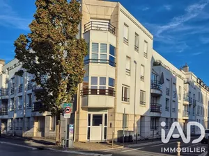 Apartment in Reims (51100)