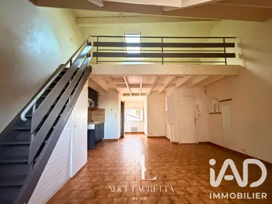 Appartement à Mantes-la-Jolie (78200)