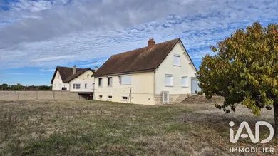 Maison traditionnelle à Maillot (89100)