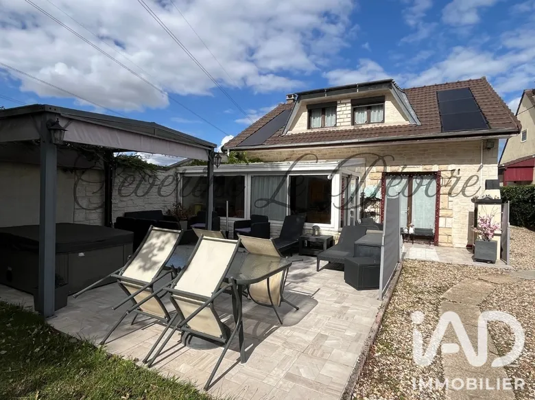 Maison 8 pièces 145 m² · à Osny · 145 m² · 364 000 €