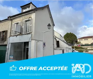 Immeuble à Chanteloup-les-Vignes (78570)