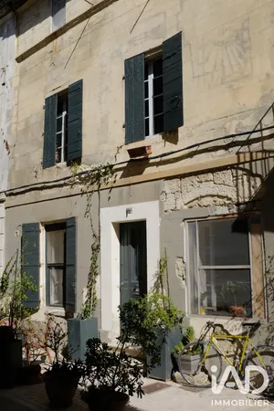 Townhouse in Arles (13200)