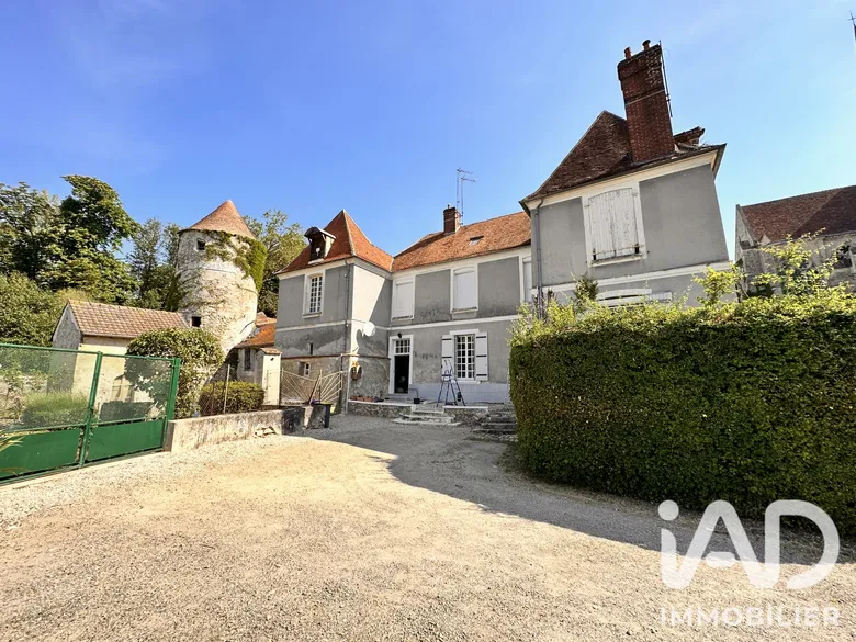 Appartement 4 pièces 103 m² · à Essômes-sur-Marne · 102,8 m² · 55 000 €