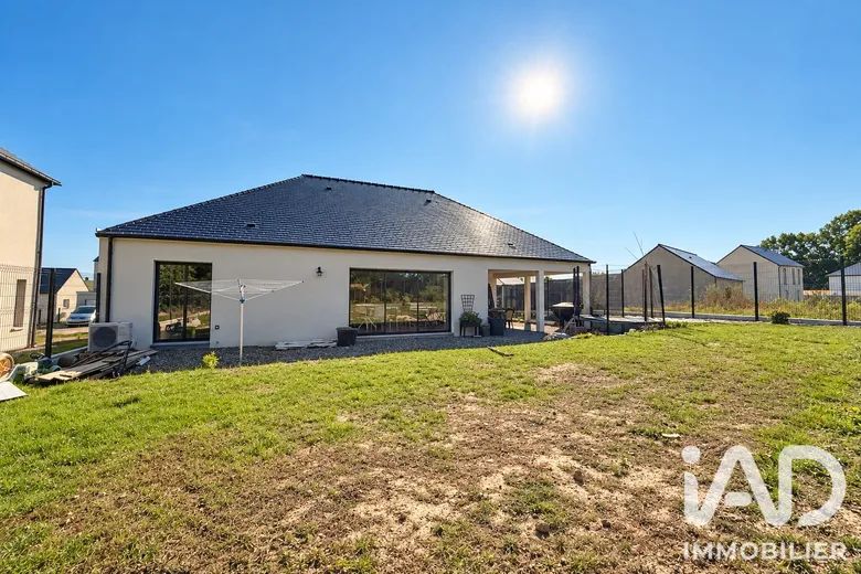Maison 7 pièces 144 m² · à Saint-Maugan · 144 m² · 349 900 €