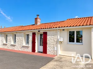 Village house in Saint-Avaugourd-des-Landes (85540)