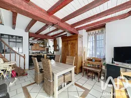 Townhouse in Thouars (79100)