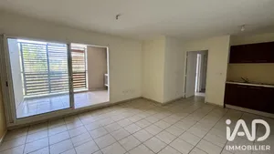 Apartment in Saint-Denis (97417)