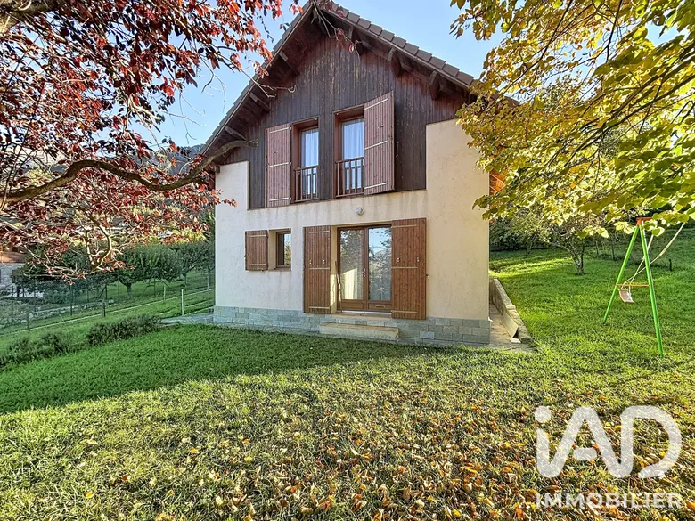 Maison 5 pièces 104 m² · à Valdeblore · 104 m² · 385 000 €
