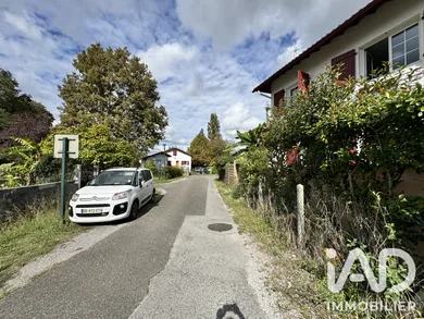 Appartement à Guiche (64520)