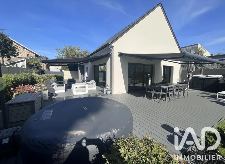 Maison 5 pièces 126 m² · à Carolles · 126 m² · 470 000 €