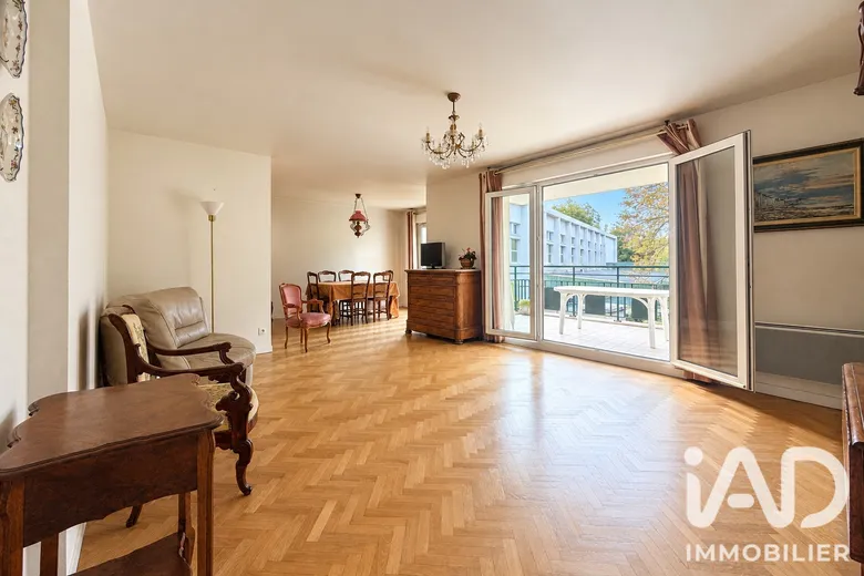 Appartement 4 pièces 93 m² · à Châtenay-Malabry · 93 m² · 560 000 €